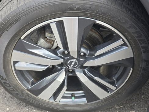 Used 2023 Nissan Rogue Platinum w/ Platinum Premium Package AWD/4WD image 30