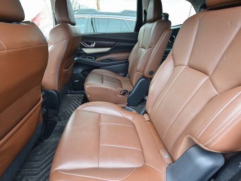 Used 2019 Subaru Ascent Touring image 8