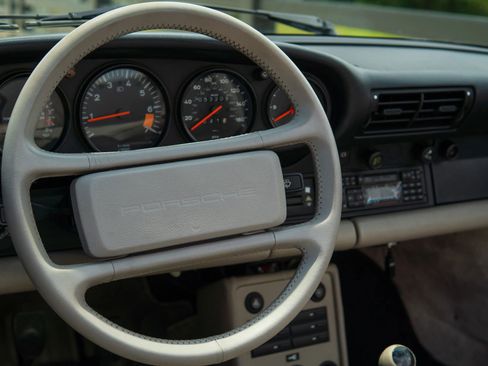Used 1989 Porsche 911 Carrera image 16