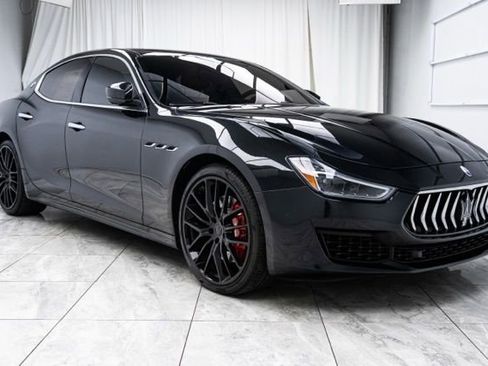 Used 2018 Maserati Ghibli S Q4 AWD/4WD image 1