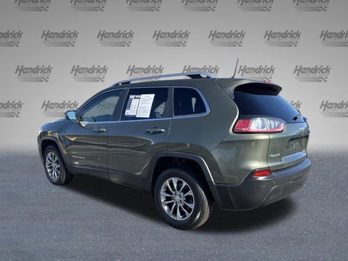 Used 2019 Jeep Cherokee Latitude Plus w/ Cold Weather Group image 7