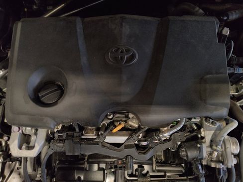 Used 2023 Toyota Camry LE image 30