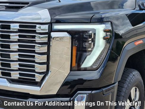 New 2026 GMC Sierra 2500 Denali w/ Denali Reserve Package AWD/4WD image 6