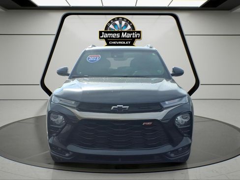 Certified 2023 Chevrolet TrailBlazer RS w/ Sun and Liftgate Package AWD/4WD image 2