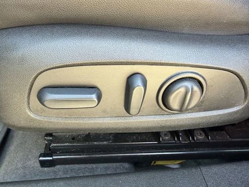 Used 2024 Chevrolet Malibu LT w/ Sport Edition image 28