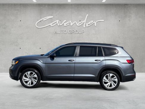 Used 2021 Volkswagen Atlas SE w/ Towing Package image 12