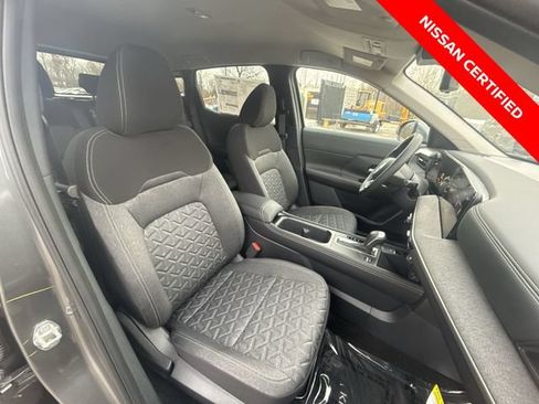 Used 2025 Nissan Kicks SV w/ Illumination Package AWD/4WD image 23