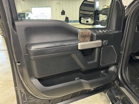 Used 2019 Ford F250 Lariat AWD/4WD image 14