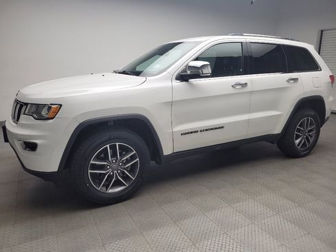 Used 2019 Jeep Grand Cherokee Limited AWD/4WD image 2