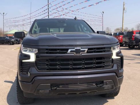 Used 2023 Chevrolet Silverado 1500 RST w/ Convenience Package II AWD/4WD image 3