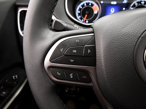 Used 2021 Jeep Cherokee Limited w/ Elite Package image 21