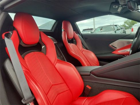 Used 2021 Chevrolet Corvette Stingray Preferred Conv w/ 2LT image 23