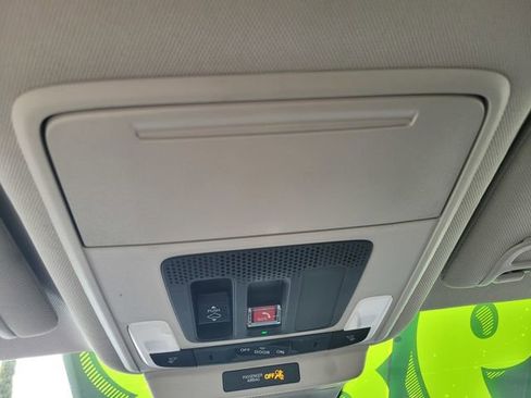 Certified 2024 Honda Accord EX image 22