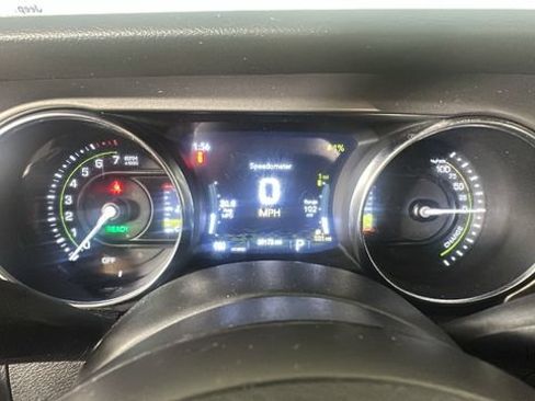 Used 2023 Jeep Wrangler Unlimited w/ Cold Weather Group AWD/4WD image 15
