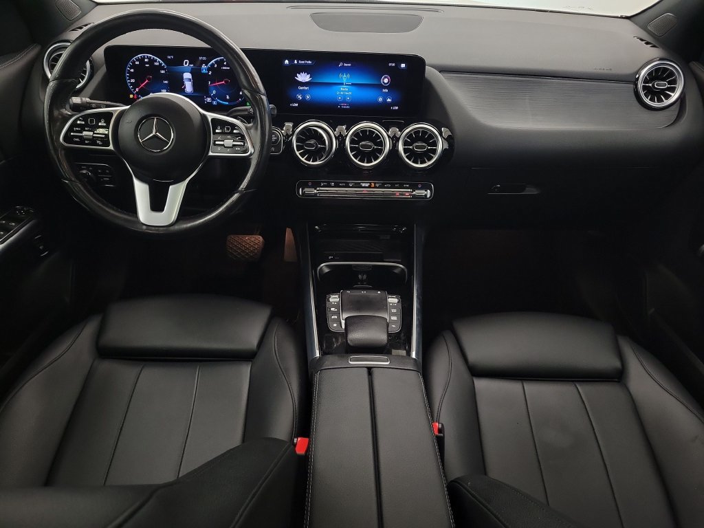 Used 2023 Mercedes-Benz GLA 250 4MATIC w/ Premium Package image 15