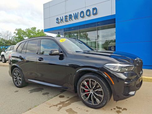 Used 2023 BMW X5 xDrive40i w/ M Sport Package AWD/4WD image 1