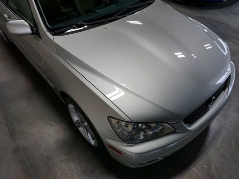 Used 2002 Lexus IS 300 image 49