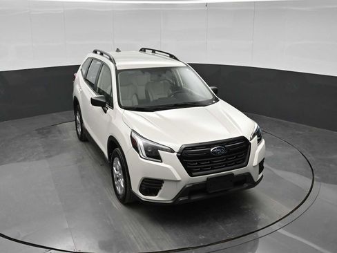 Used 2024 Subaru Forester AWD/4WD image 25