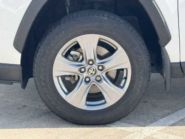 Used 2024 Toyota RAV4 XLE w/ Convenience Package AWD/4WD image 5