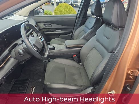 Used 2023 Nissan Ariya FWD image 13