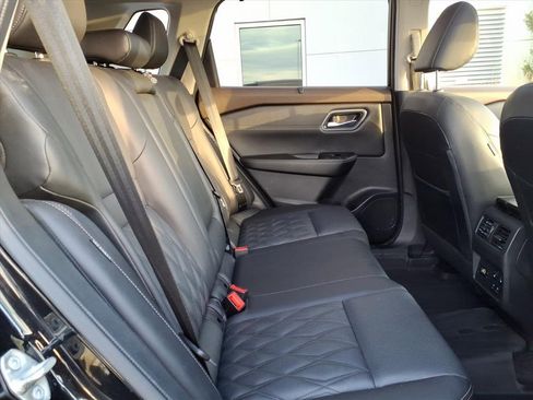 Certified 2023 Nissan Rogue Platinum w/ Platinum Premium Package image 7