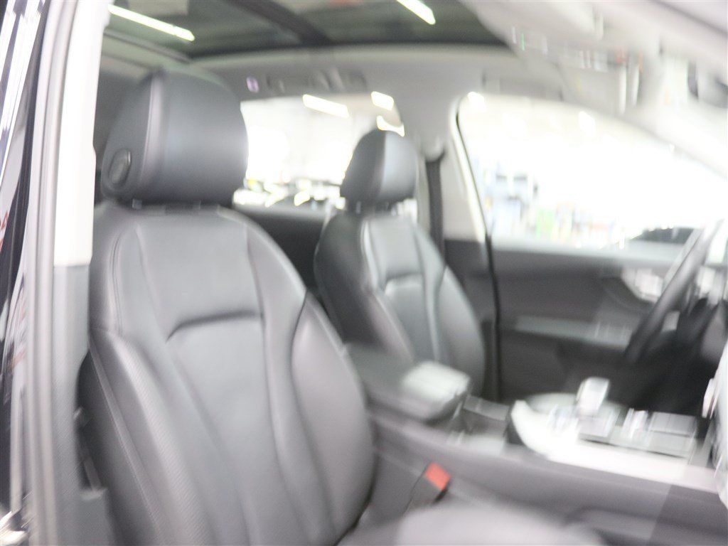 Used 2019 Audi Q7 2.0T Premium w/ Convenience Package AWD/4WD image 28