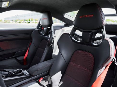 Used 2024 Porsche 911 GT3 RS RWD image 47
