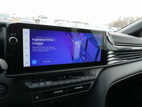 Used 2025 Toyota Camry XSE image 26