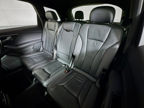 Used 2021 Audi Q7 2.0T Premium w/ Convenience Package image 22