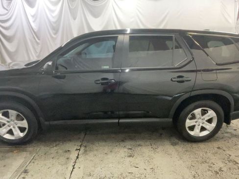 Used 2023 Honda Pilot LX image 13