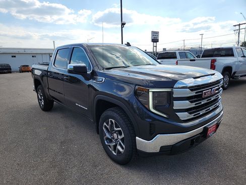 New 2026 GMC Sierra 1500 SLE AWD/4WD image 3