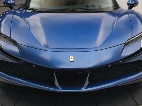 Used 2021 Ferrari SF90 Stradale AWD/4WD image 32