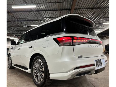 Used 2025 INFINITI QX80 Luxe image 15