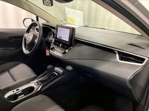 Used 2024 Toyota Corolla LE FWD image 14