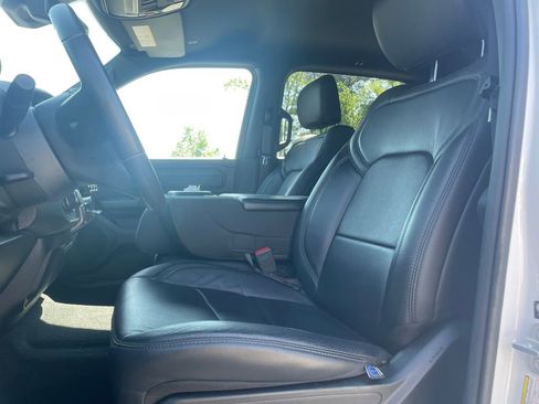 Used 2025 RAM 1500 Tradesman w/ Night Edition AWD/4WD image 12