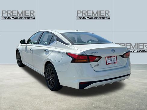 Used 2020 Nissan Altima 2.5 S FWD image 6