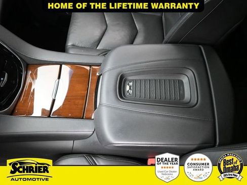Used 2020 Cadillac Escalade Premium Luxury image 31