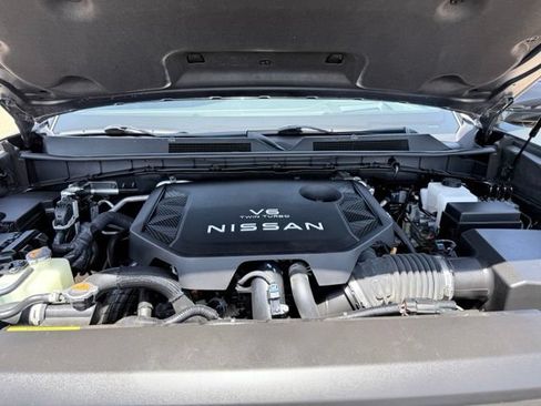 Used 2025 Nissan Armada Platinum Reserve AWD/4WD image 20