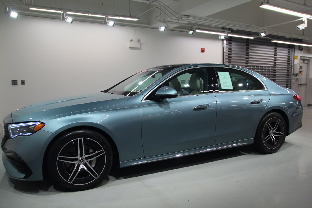 Certified 2026 Mercedes-Benz E 350 4MATIC Sedan image 4