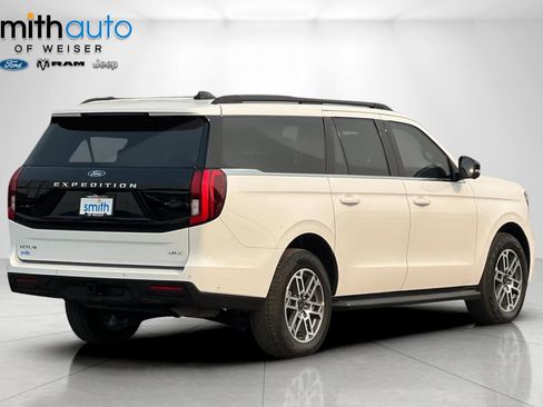 Used 2025 Ford Expedition Max Active AWD/4WD image 4