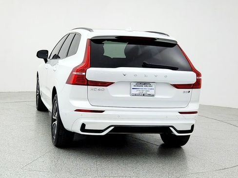 Certified 2025 Volvo XC60 B5 Plus image 6