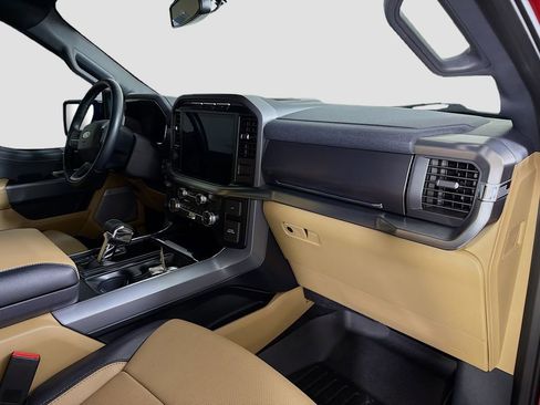 Used 2022 Ford F150 Lariat w/ Max Trailer Tow Package image 31