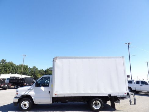 Used 2024 Ford E-350 and Econoline 350 Super Duty w/ Power Windows & Locks Group RWD image 51