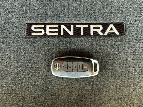 New 2026 Nissan Sentra SV w/ SV Convenience Package FWD image 31