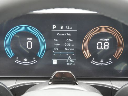 Certified 2025 Hyundai Santa Fe SEL image 22