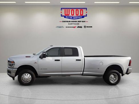 New 2026 RAM 3500 Big Horn AWD/4WD image 6