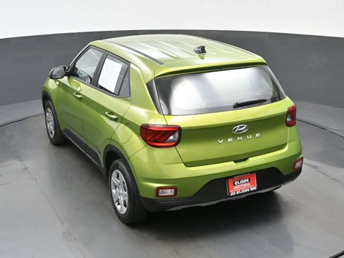 Used 2020 Hyundai Venue SE image 33