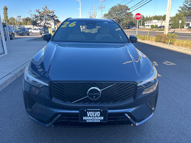 Used 2026 Volvo XC60 B5 Plus AWD/4WD image 7