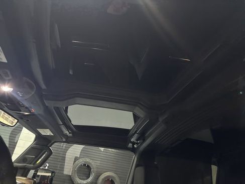 Certified 2025 GMC Hummer EV 2X image 27