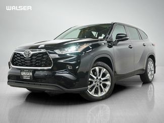 Used 2024 Toyota Highlander Limited AWD/4WD video 1